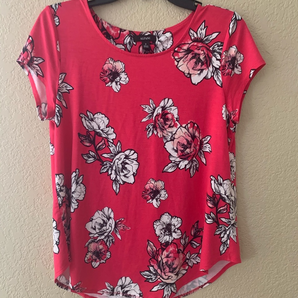 Alfani printed women’s top